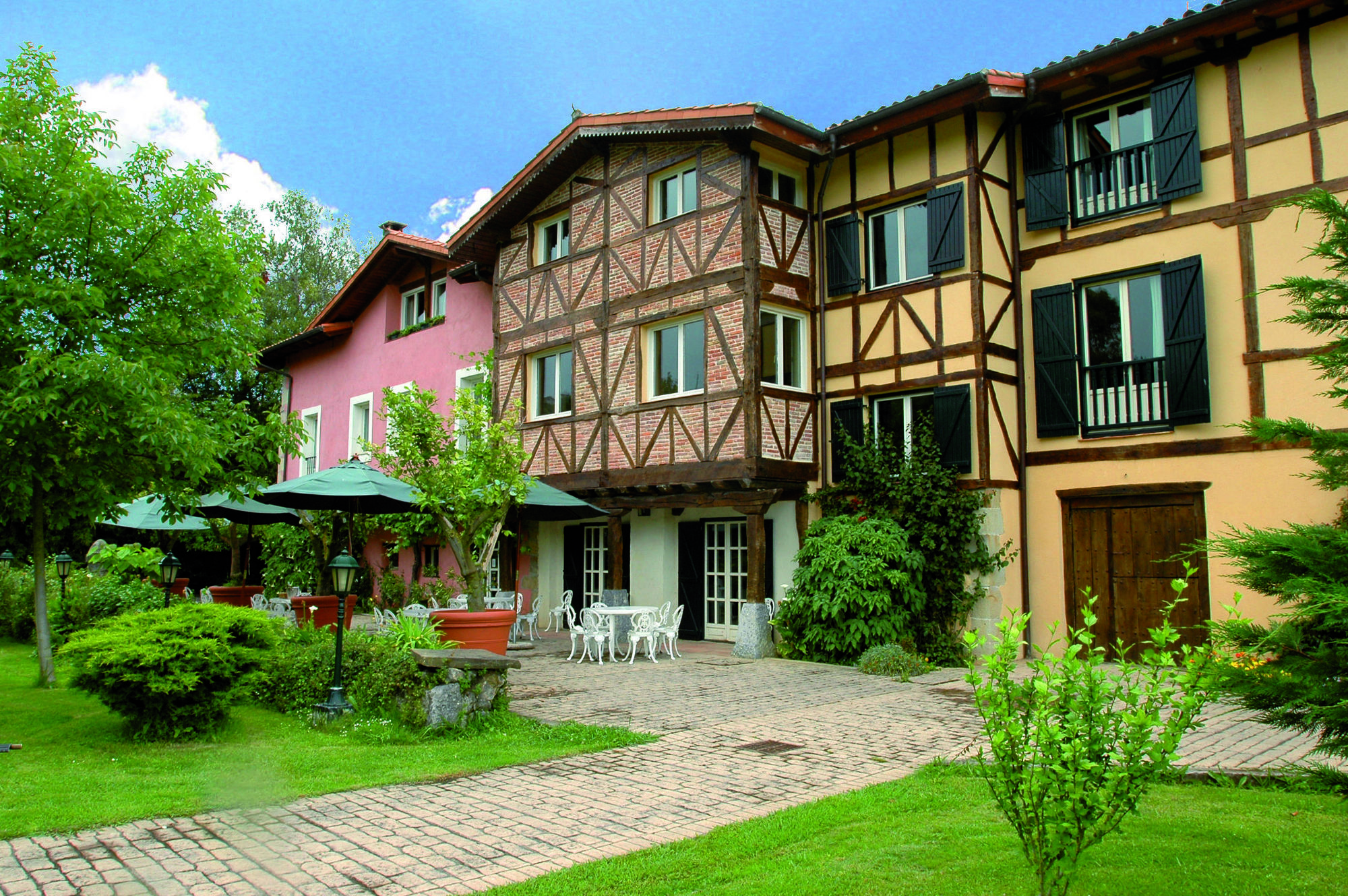 Hotel Zubieta Лекеитио Екстериор снимка